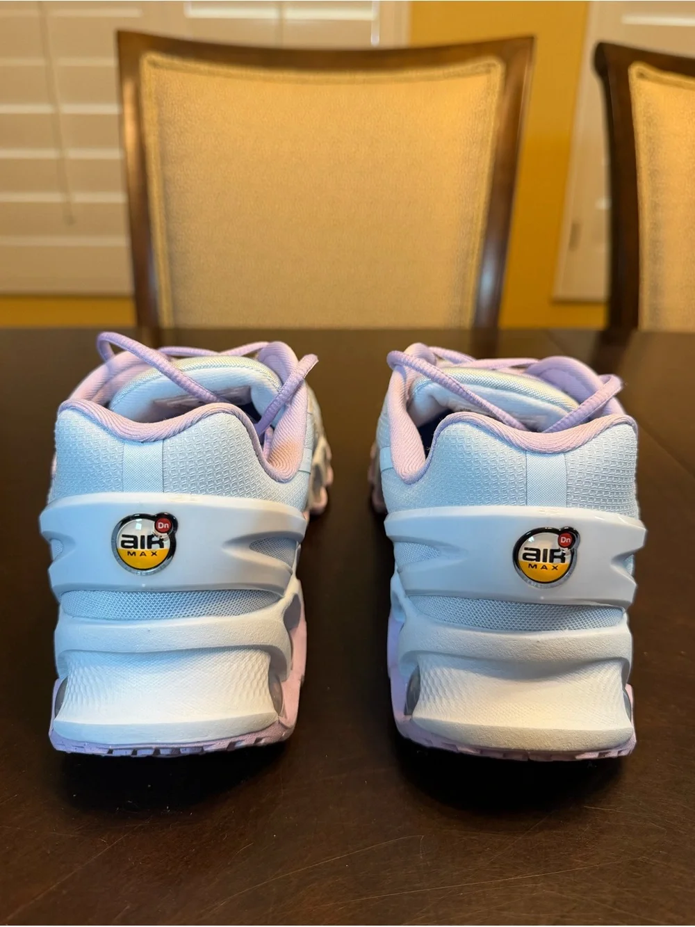 New Nike Air Max DN8 Blue Lilac Sneaker Shoes Size US 6.5Y